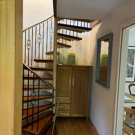 Wald & Wiesen Im Bergischen Land - Urlaub, Koeln, Messe & Geschaeftsreise Appartement *