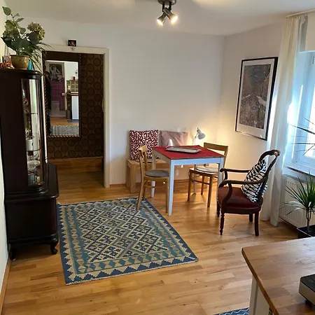 Wald & Wiesen Im Bergischen Land - Urlaub, Koeln, Messe & Geschaeftsreise Apartment