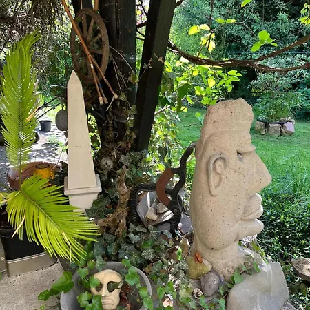 Wald & Wiesen Im Bergischen Land - Urlaub, Koeln, Messe & Geschaeftsreise