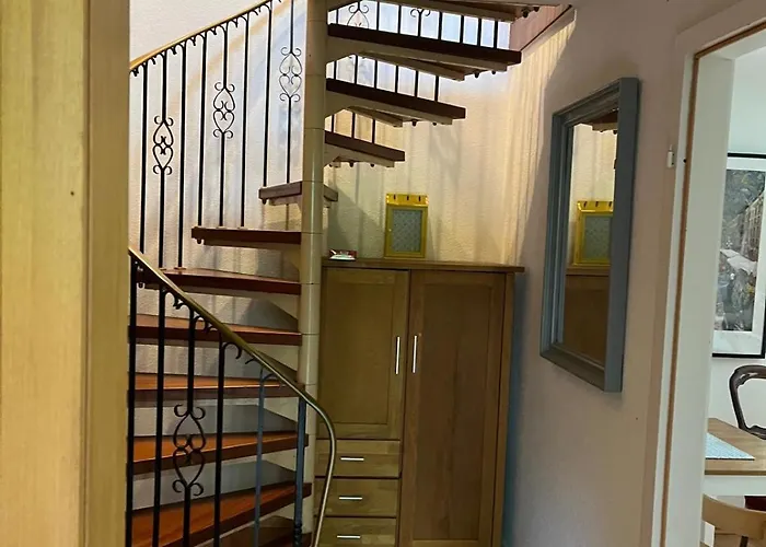 Wald & Wiesen Im Bergischen Land - Urlaub, Koeln, Messe & Geschaeftsreise Appartement *
