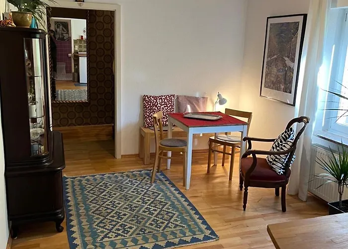 Wald & Wiesen Im Bergischen Land - Urlaub, Koeln, Messe & Geschaeftsreise Appartement