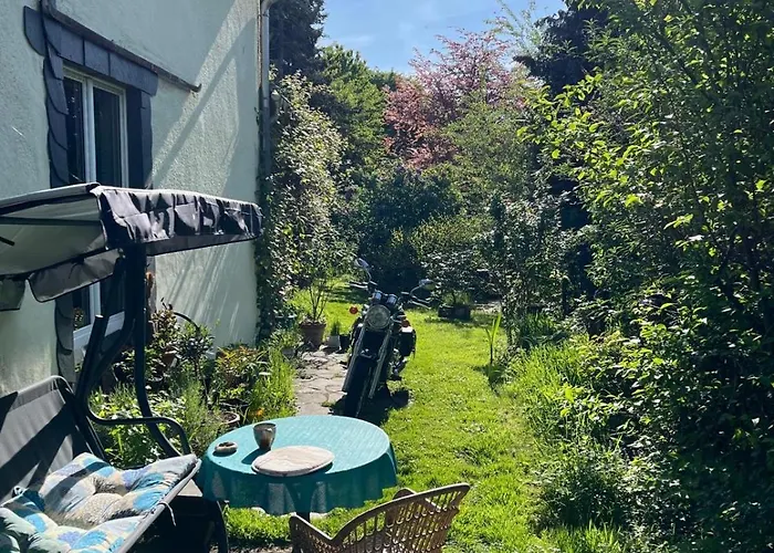 Wald & Wiesen Im Bergischen Land - Urlaub, Koeln, Messe & Geschaeftsreise * Bergisch Gladbach